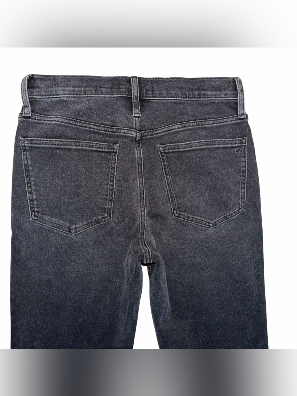 Madewell Mid-Rise Kick Out Crop Jeans Raw Hem Black Wash Women’s 28 - Picture 8 of 9